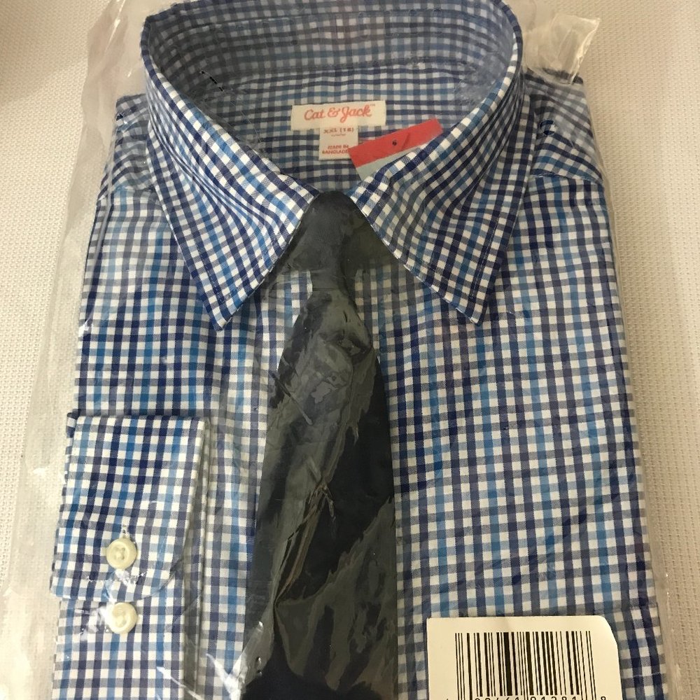 Cat & Jack Boys Navy Gingham Long Sleeve Dress Shirt with Clip Tie